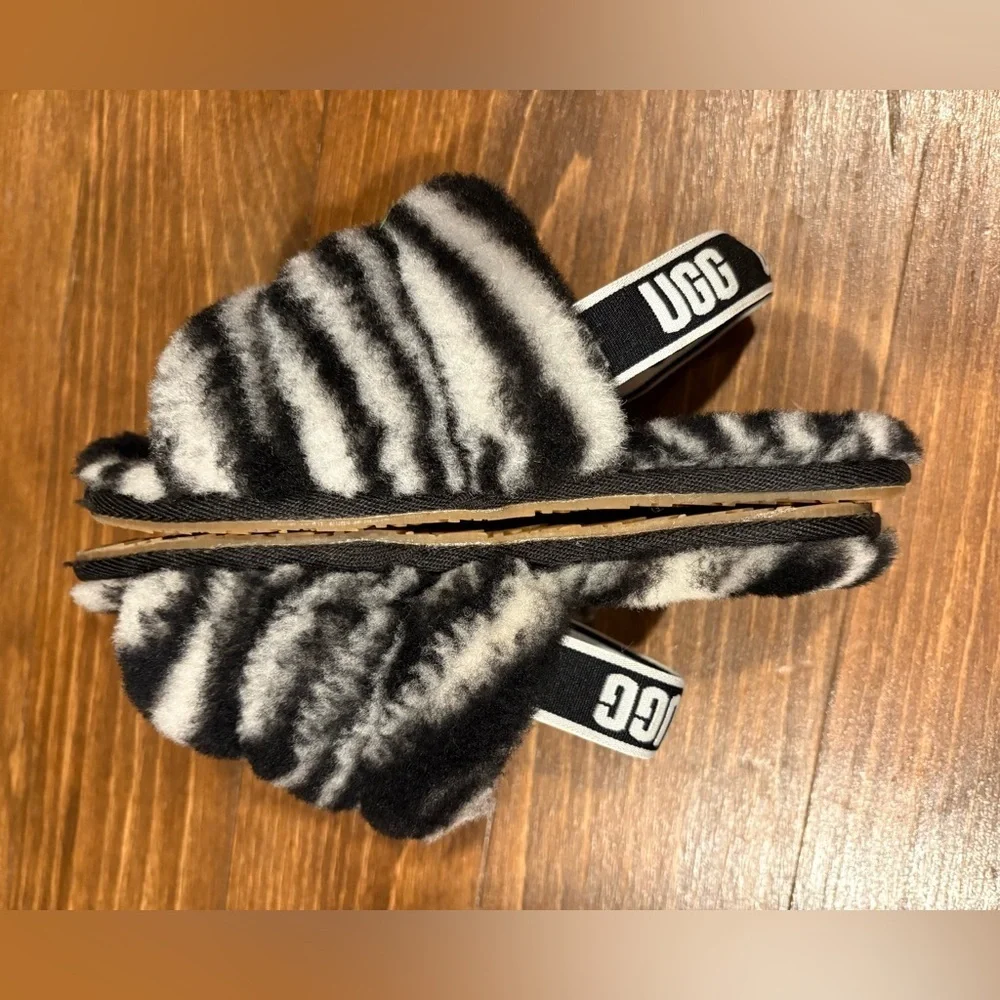 🍭UGG Fluff Yeah Slide/Slipper